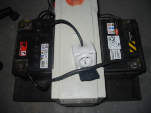 Montage de la voiture électrique de Tonton Bahri — photo 10