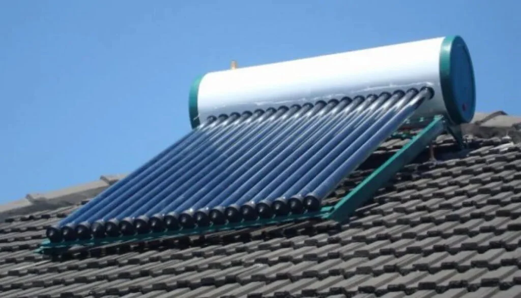 Le chauffage solaire thermique sur un toit
